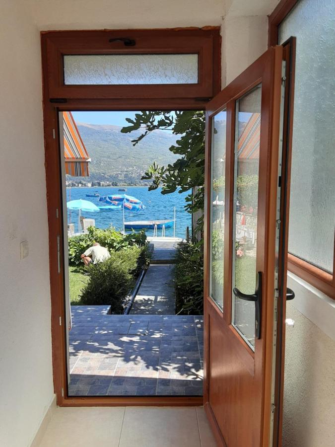 Beachfront Apartments Grunche Ochryda Zewnętrze zdjęcie